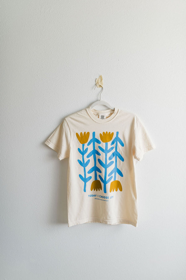 today i choose joy flowers | cream comfort colors tee