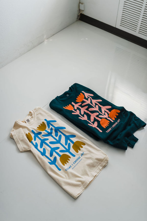 today i choose joy flowers | cream comfort colors tee