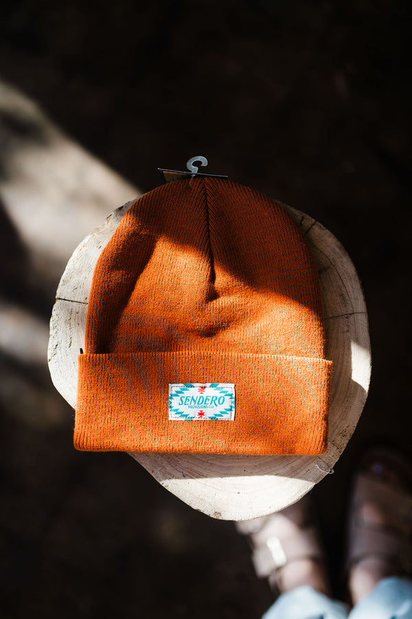 classic beanie sendero | burnt orange