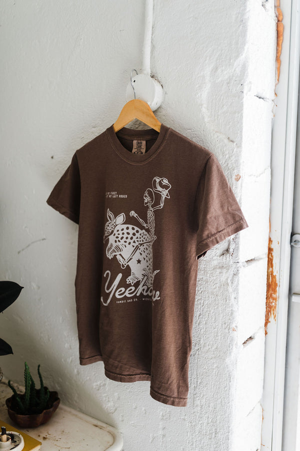 yeehaw skeleton + armadillo | espresso comfort colors tee