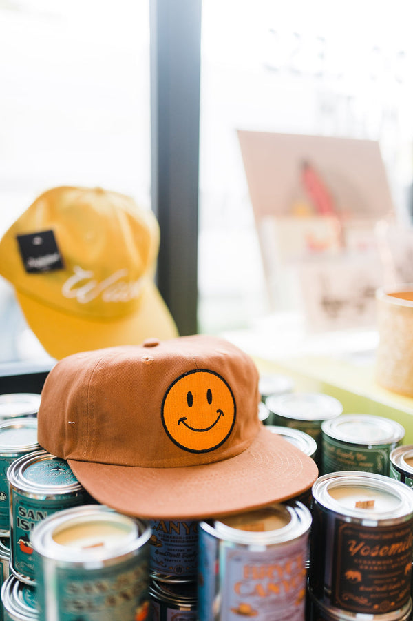 smiley | rust field trip small hat