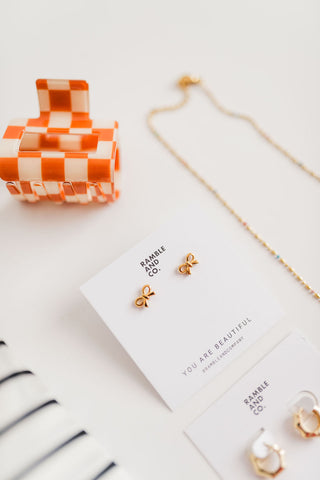 bow stud | 18k gold earrings