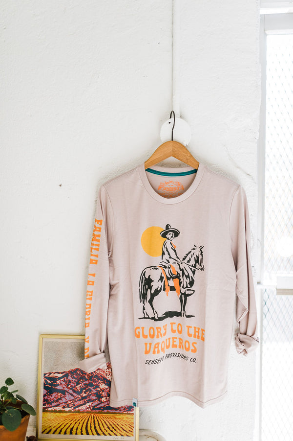 glory to the vaqueros | vintage white long sleeve tee