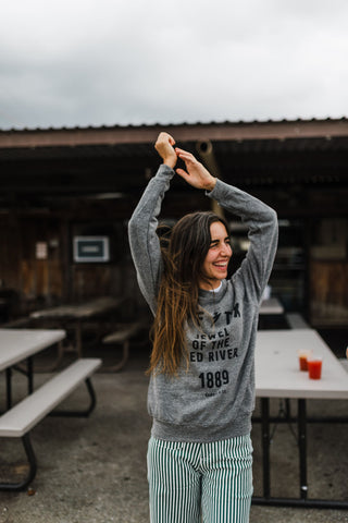 wichita falls bolt | heather grey raglan sweatshirt