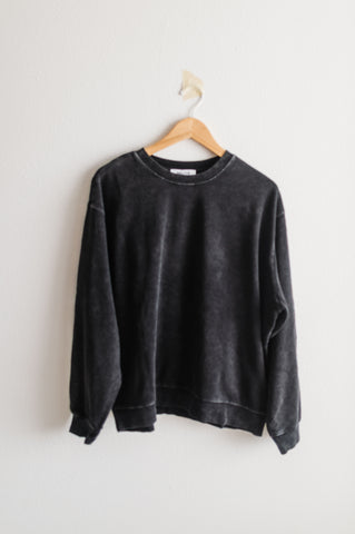 oversized mineral washed sweatshirt | vintage black