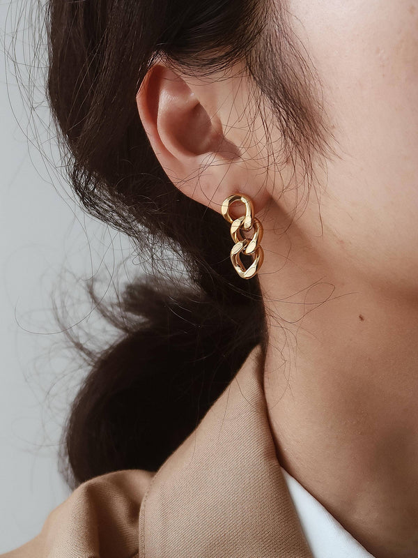 chain link earring | 18k gold