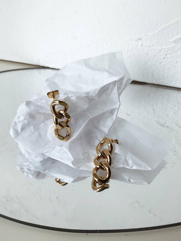 chain link earring | 18k gold
