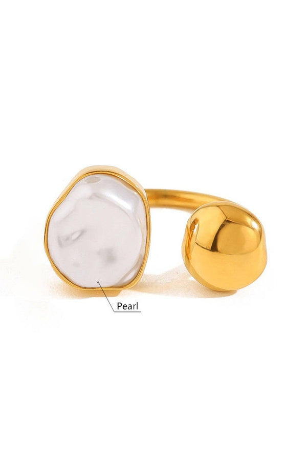 pearl + gold | ring