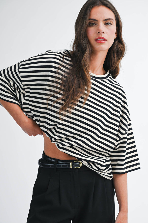 oversized boyfriend tee| black stripe