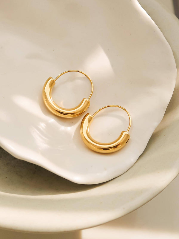 mackenzie | u-shape hoop earring