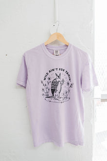 wild ain&#39;t for tamin&#39; | lilac tee