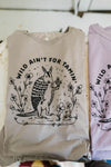 wild ain't for tamin' | silver curved hem tee