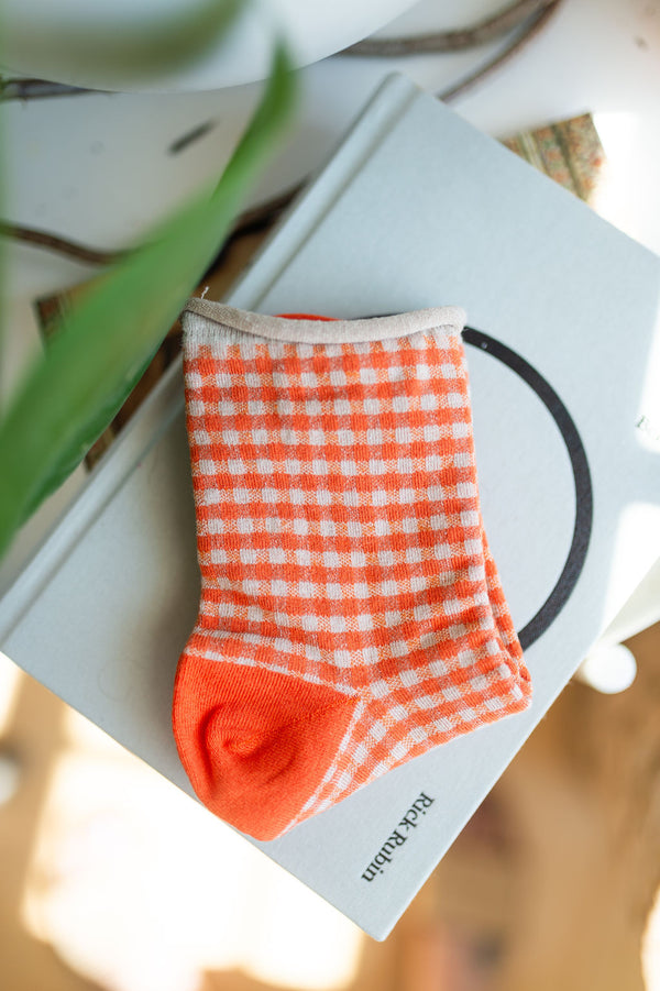 picnic mid crew socks | oatmeal orange