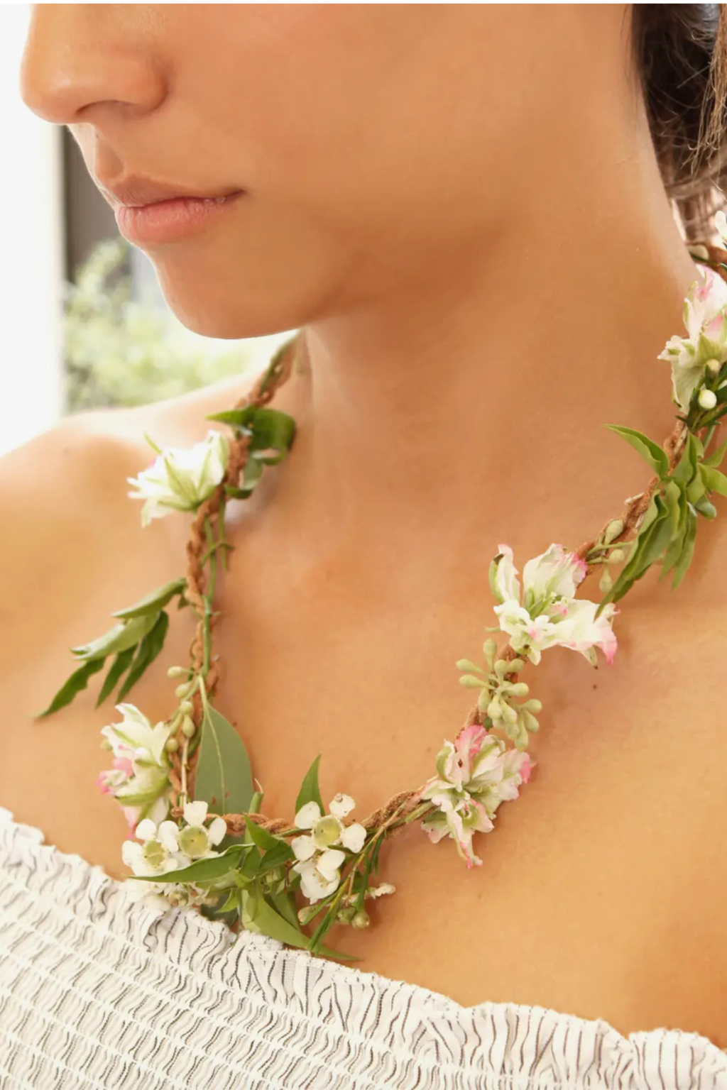 make your own fresh flower necklace | diy kit