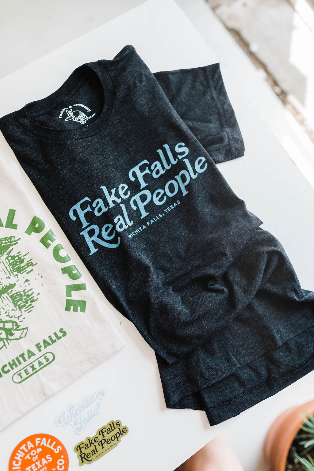 fake falls real people | charcoal tee