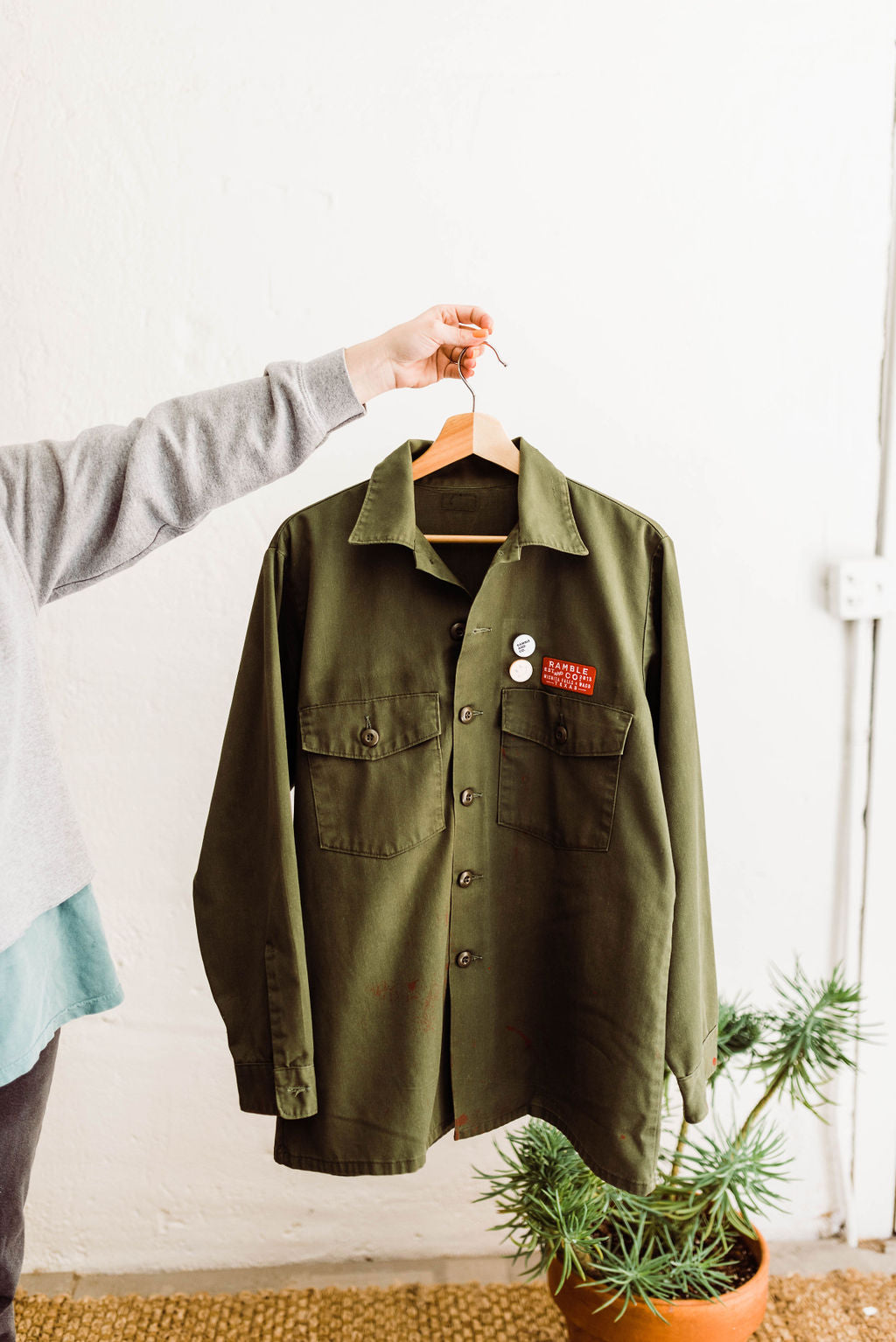 olive vintage long sleeve army shirt | vintage no. 09